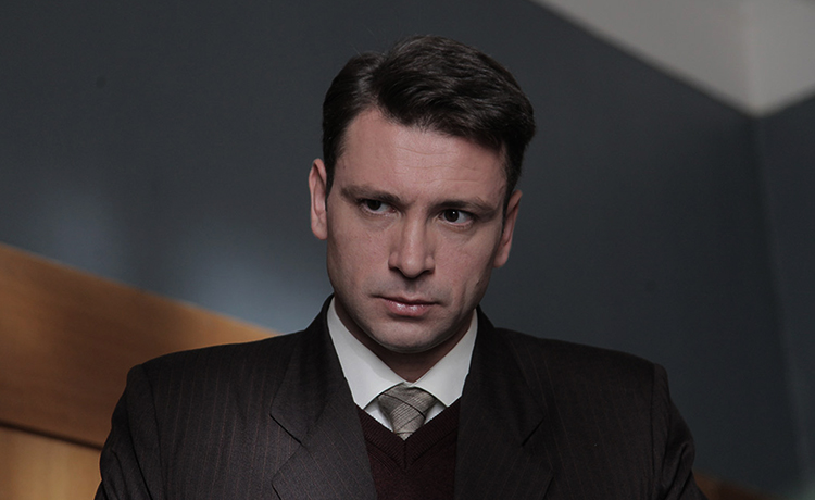 В сериале «Отчим»