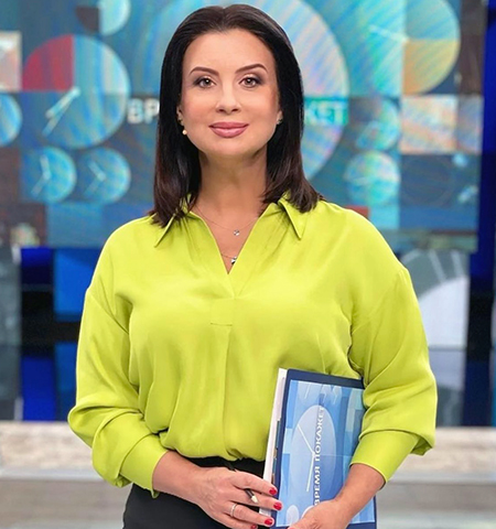 Телеведущая Екатерина Стриженова