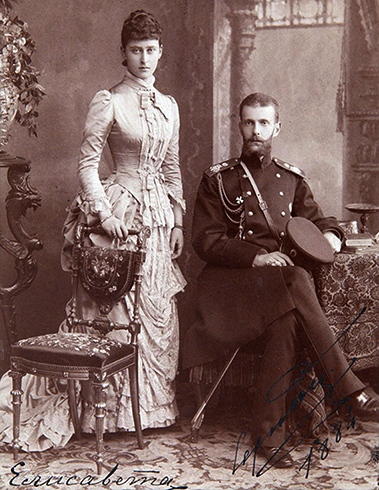 С супругом Сергеем Александровичем (1884)