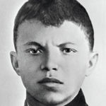 Александр Матросов — краткая биография