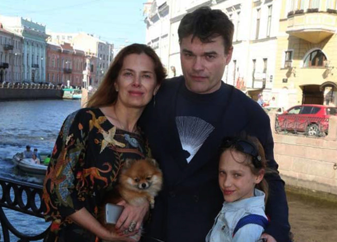 С Юлией Джербиновой и дочерью Василисой