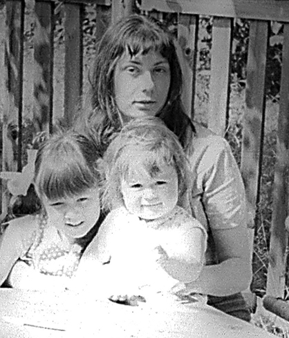 Дочки Мария, Екатерина и Анастасия (1975)