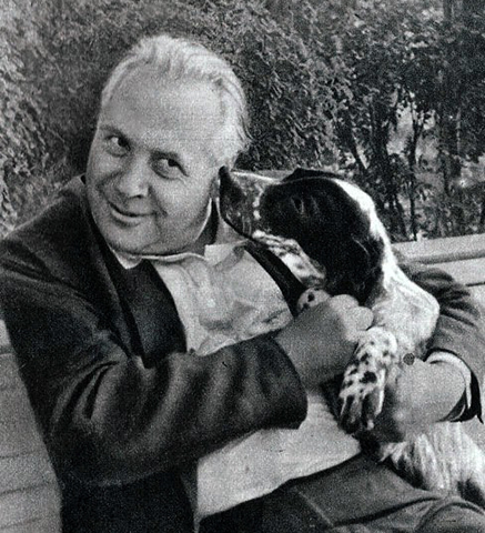 Георгий Скребицкий с собакой