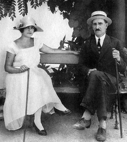 Александр Грин с женой Ниной