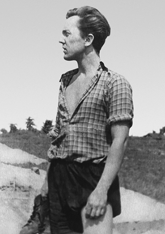 Илья Глазунов в годы студенчества (1953)