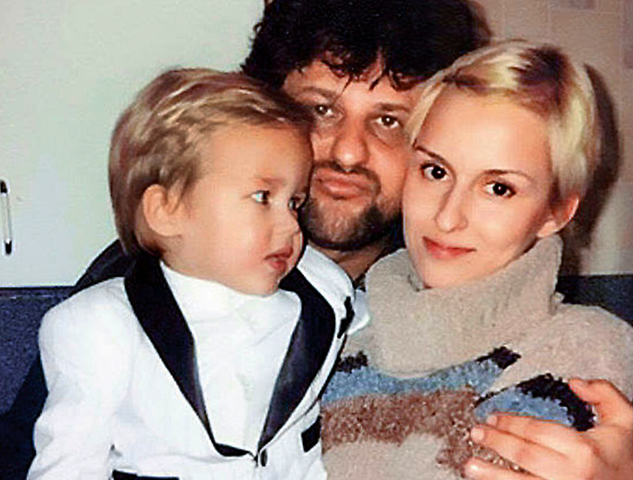 Александр Самойленко-младший с родителями