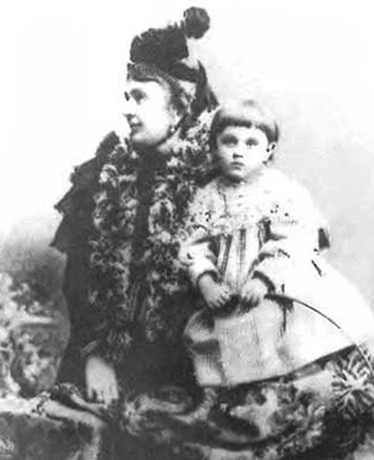 Николай Бердяев в детстве с мамой