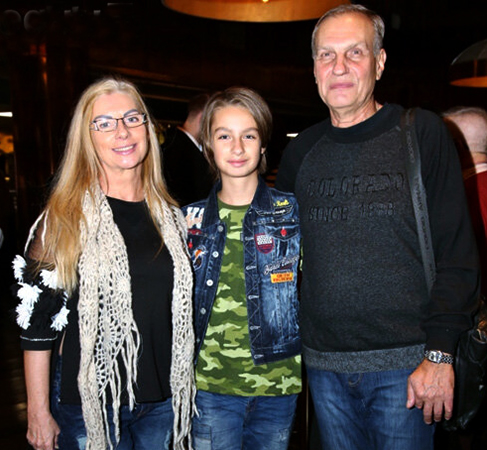 С женой Ириной и сыном Михаилом