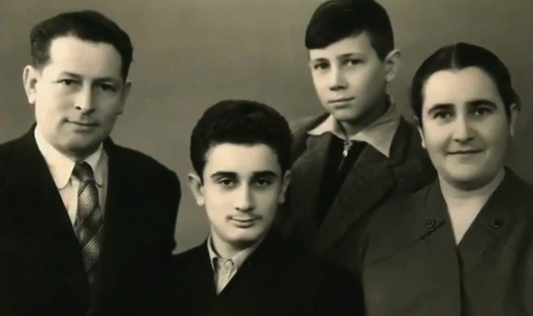 Владимир Винокур с родителями и братом