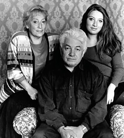 Со второй женой Ириной и дочерью Ольгой