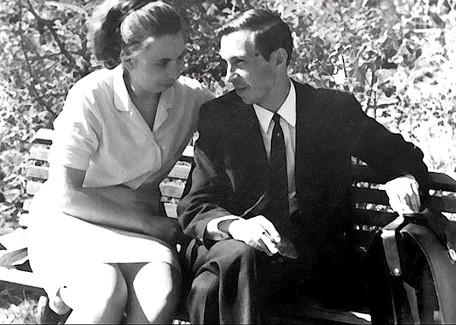 С супругой Валентиной (1970-ые)