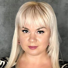 Мила Кузнецова — биография