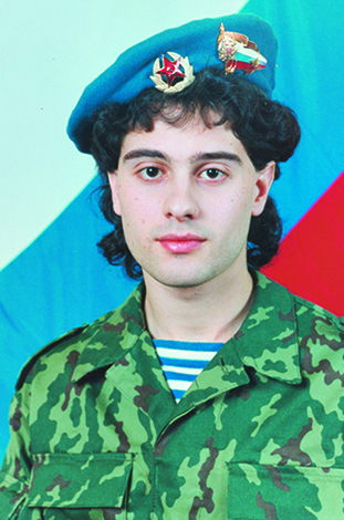 Антон Макарский в армии