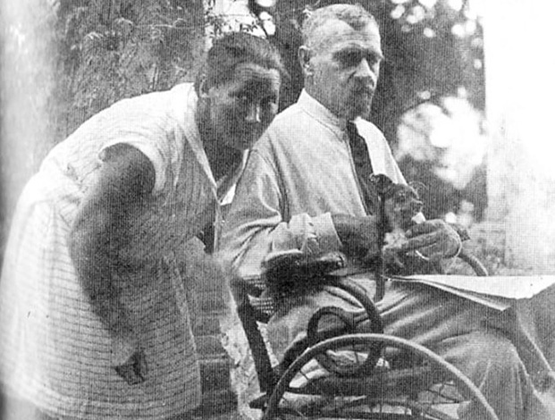 Со второй женой Верой Дмитриевной (Ялта, 1944)