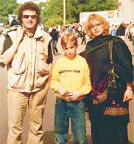 Со вторым мужем Алексеем и сыном Дмитрием