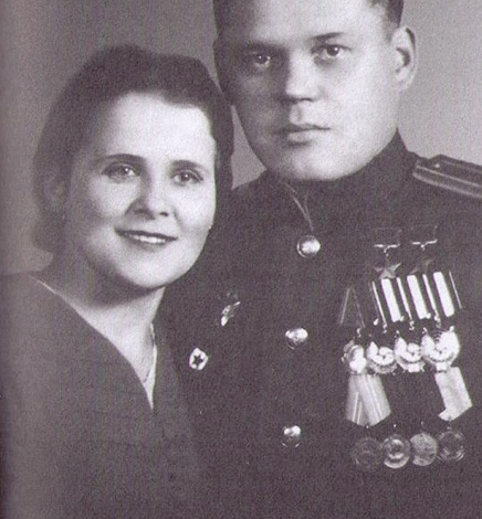 С женой Анфисой Яковлевной