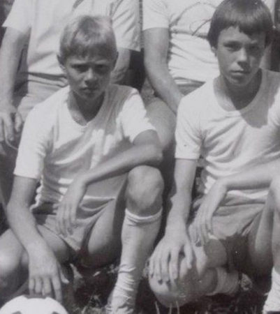 Валерий Карпин (слева) в детстве
