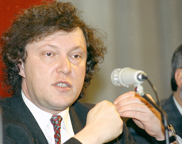 Григорий Явлинский в 1990-ые годы