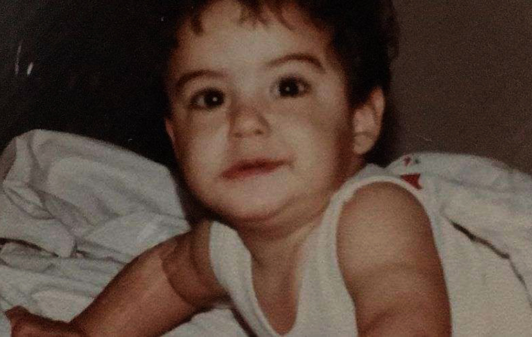 Омар Боркан аль-Гала в раннем детстве