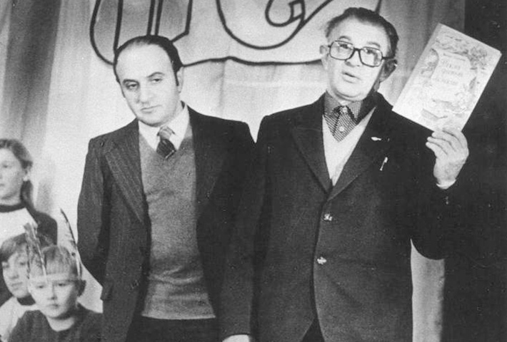 Яков Дубравин и Вольт Суслов (поэт) в Омске в 1981 г.