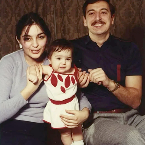 Лейла Алиева с родителями