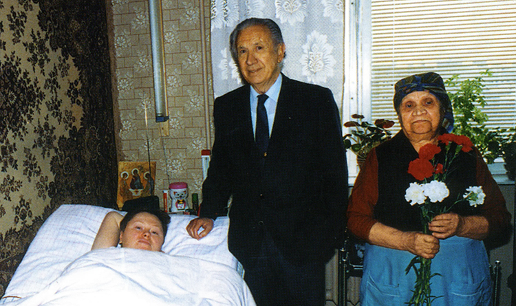 Елена Мухина, Хуан Антонио Самаранч (7-ой президент МОК) и бабушка Анна Ивановна