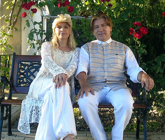 С супругой Аллой (фото из официальной группы VK)