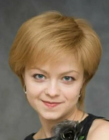 Вторая жена — Елена Чухраева