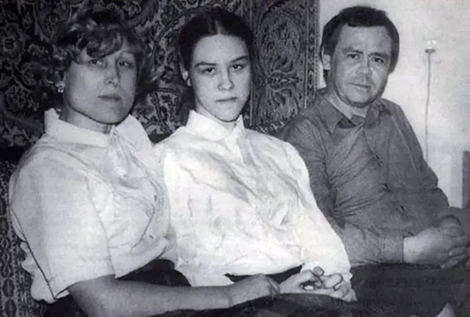 С первой женой Светланой и дочерью Марией