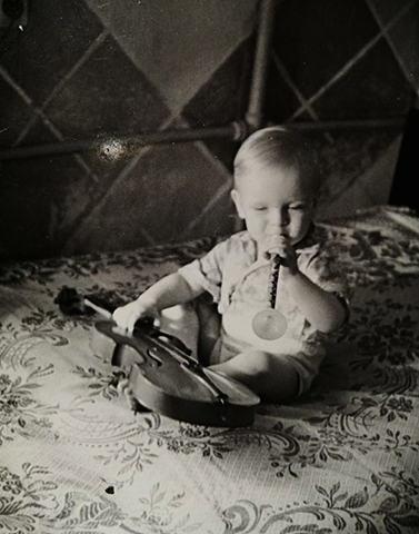Константин Пахомов в раннем детстве