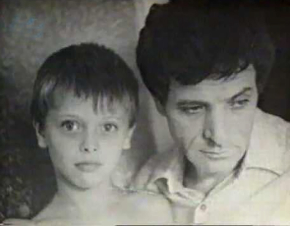 Валерий Тодоровский с отцом в детстве