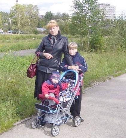 Soda Luv с мамой и младшим братом