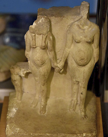 Известняковая статуэтка Нефертити, или Аменхотепа III