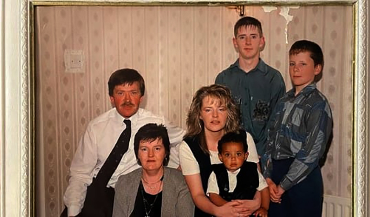 Дэрил Маккормак с семьей в 1994 году