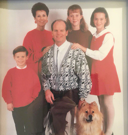 Кэти Перри (справа) с семьей детстве