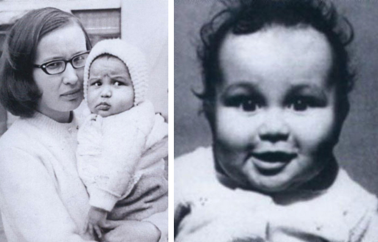Григорий Сиятвинда в младенчестве (слева с мамой)