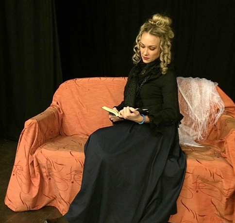Ирина Минеева в театре