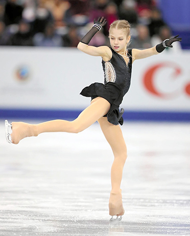 Александра Трусова в 2017 году